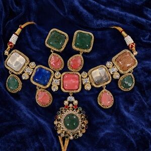 ✨ Statement Multi-Gemstone Gold Tone Necklace – Bold Boho Luxe Jewelry ✨